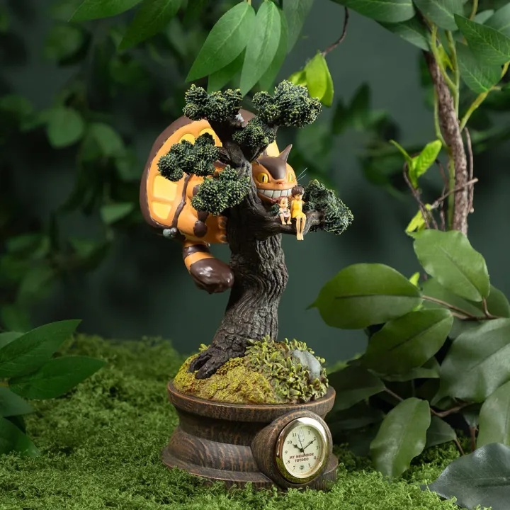 Diorama table clock Mei, Satsuki & Chatbus in the pine tree - My Neig